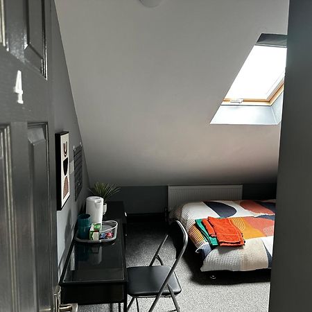 Appartamento 6D Hosting Coventry Esterno foto