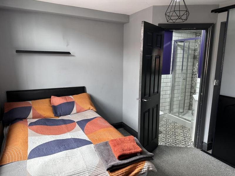 Appartamento 6D Hosting Coventry Esterno foto